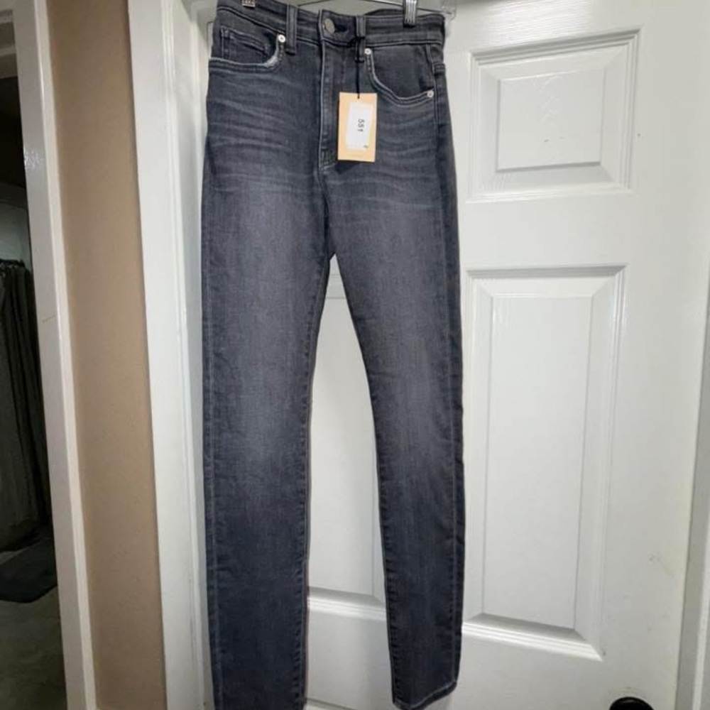 Women’s High-Waisted Jeans cqy nwt sz 26
